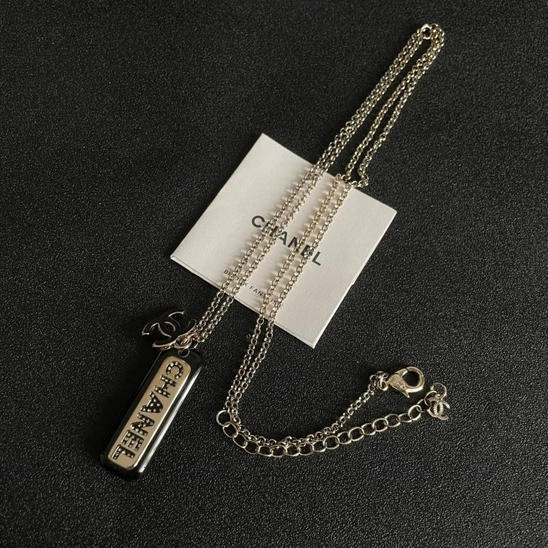 Chic Chanel Necklaces 225869