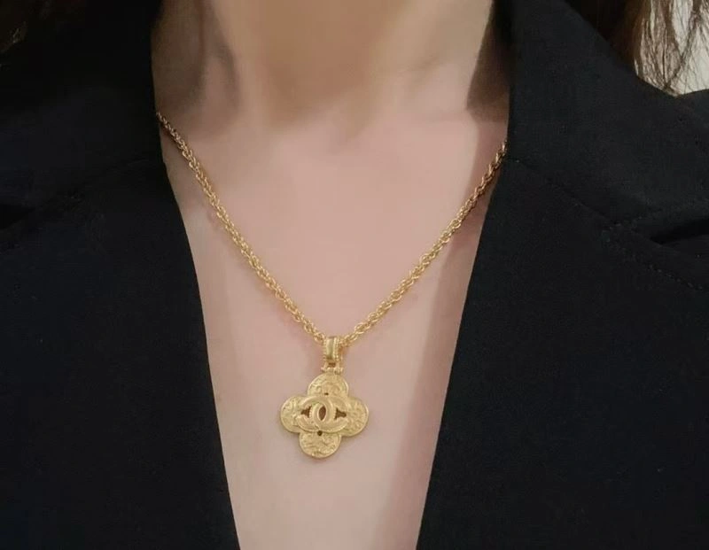 Chanel Necklaces Practical 225845