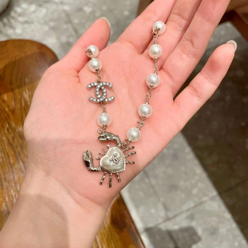 FreshLook Chanel Necklaces 225843