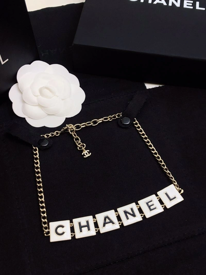 Comfortable Chanel Necklaces 225840