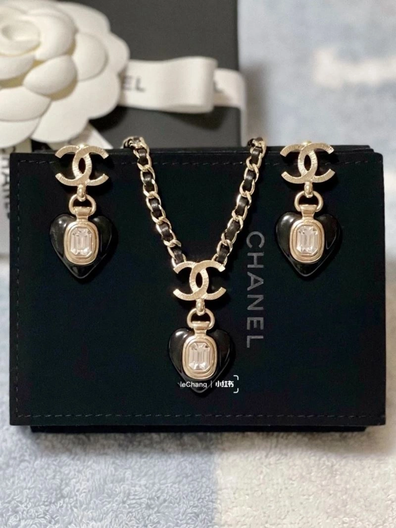 Stretchable Chanel Necklaces 225847