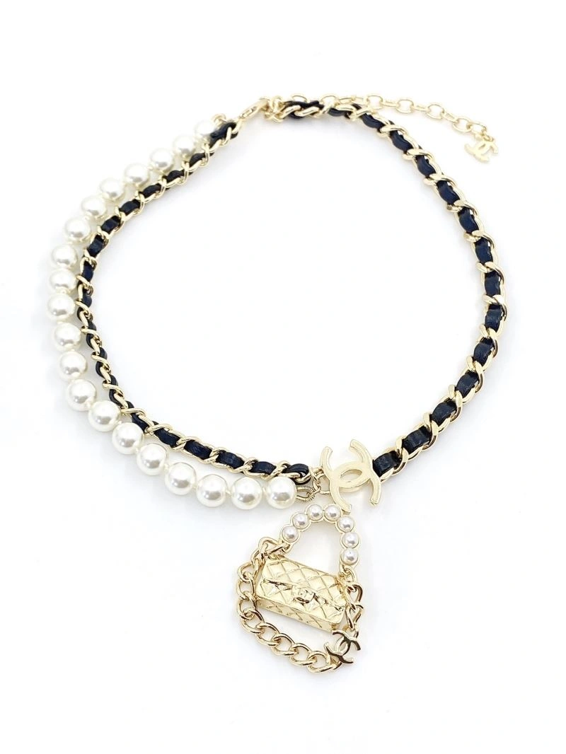 Timeless Chanel Necklaces 225817