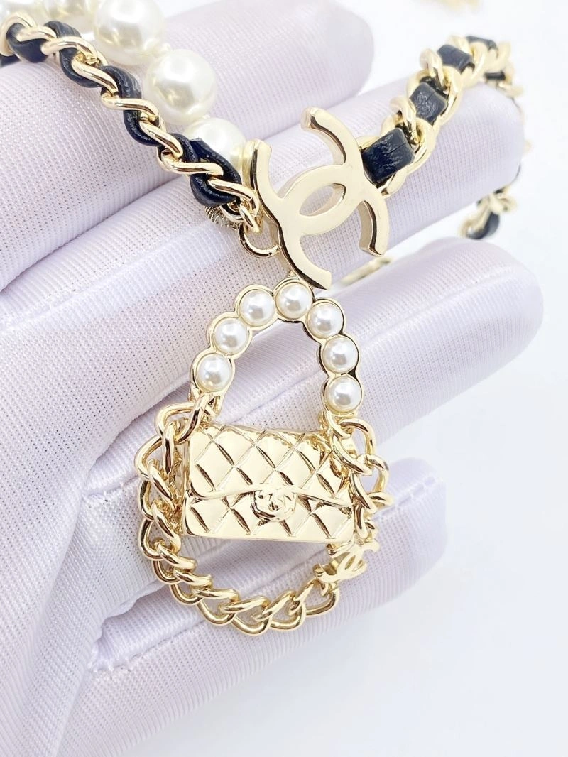 Timeless Chanel Necklaces 225817