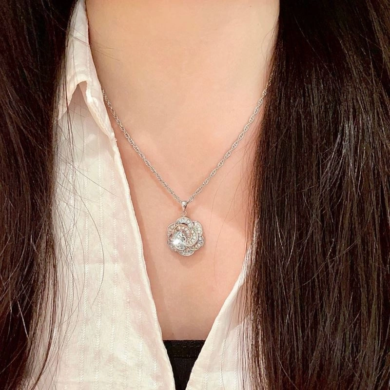 Flexible Chanel Necklaces 225835