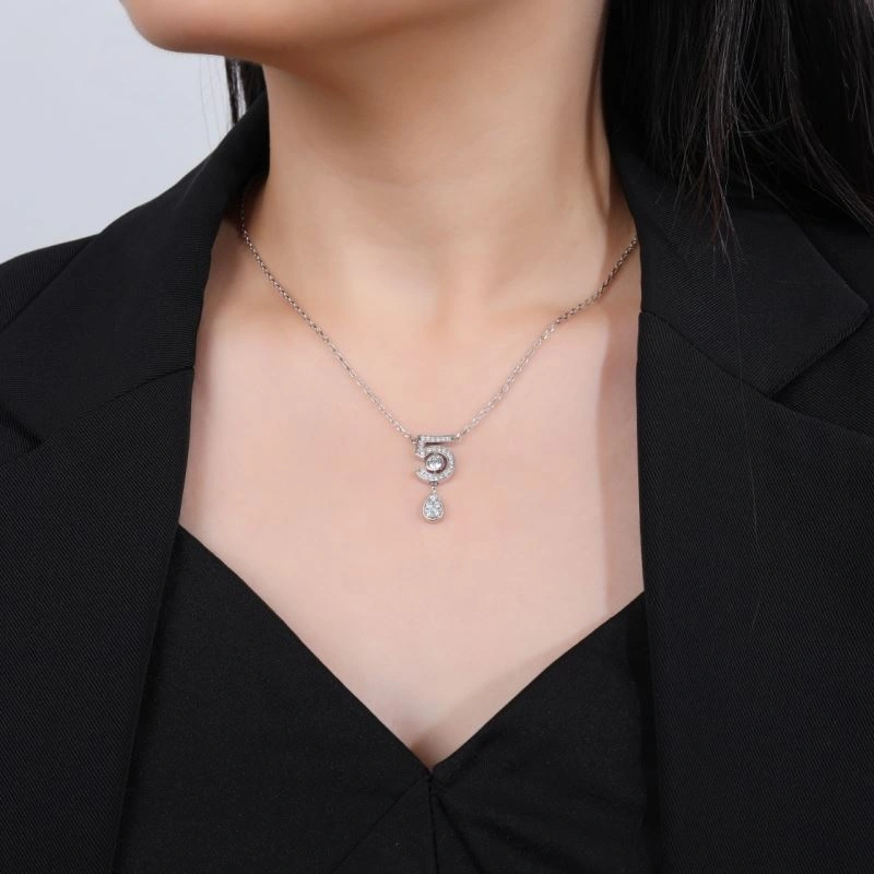 Chanel Necklaces Soft 225820