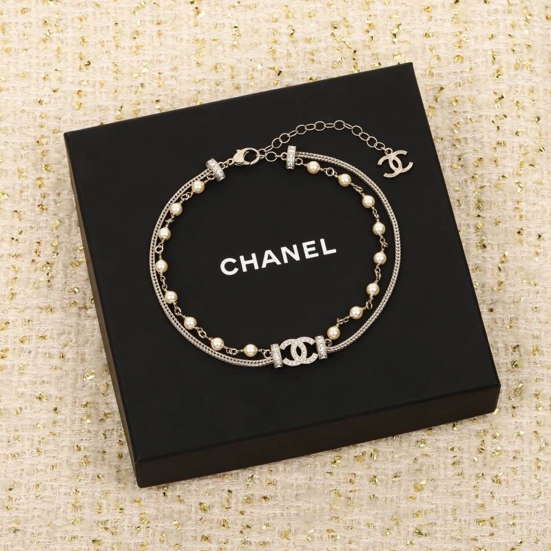 Compact Chanel Necklaces 225816
