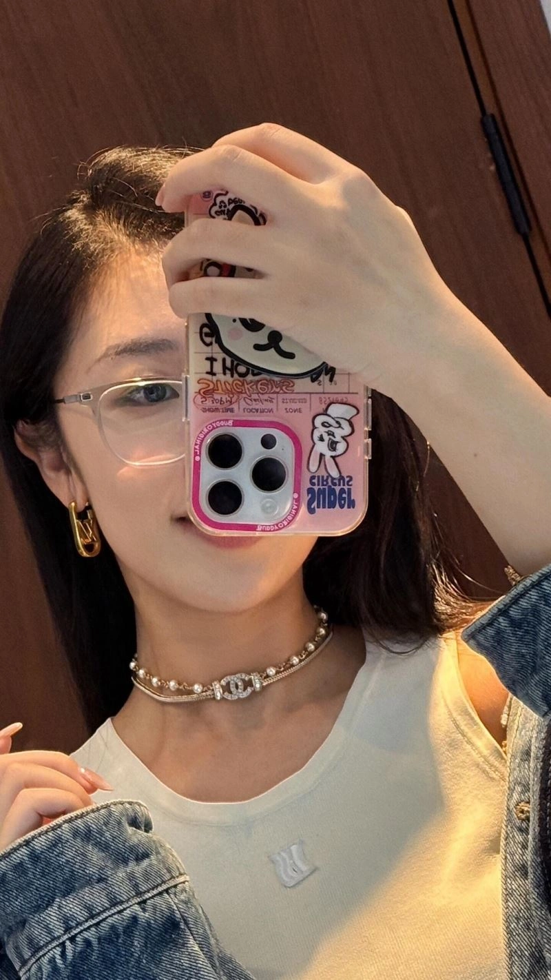 Compact Chanel Necklaces 225816