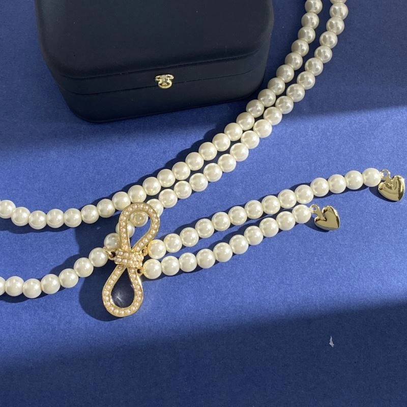Modern Chanel Necklaces 225828
