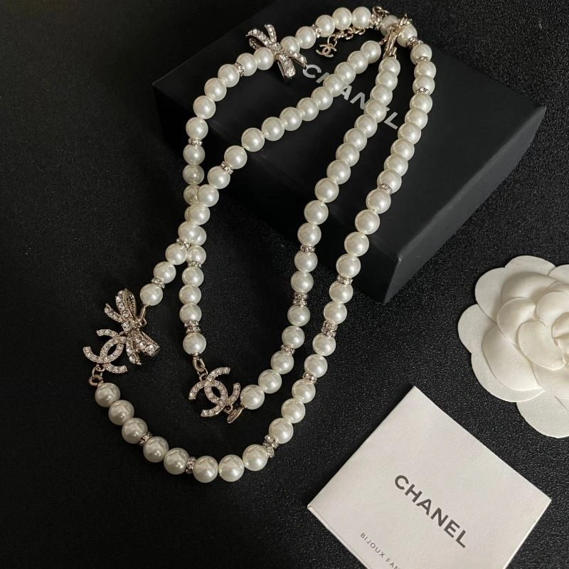 Chanel Necklaces Neat 225780