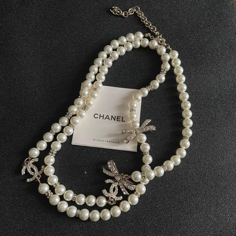 Chanel Necklaces Neat 225780
