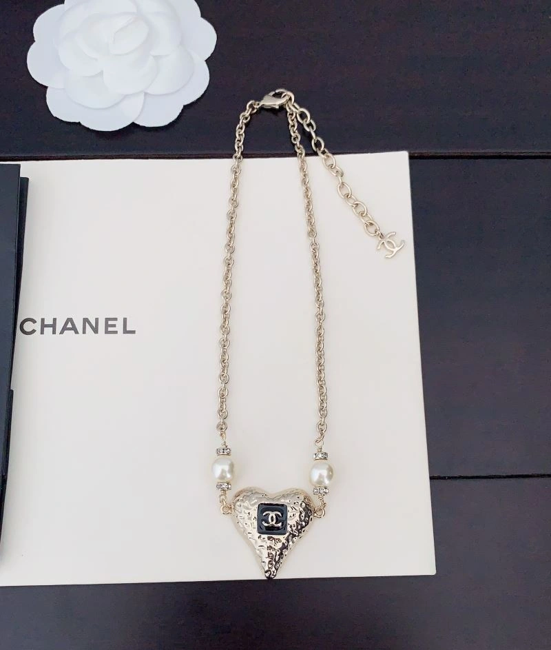 Chanel Necklaces Sleek 225832