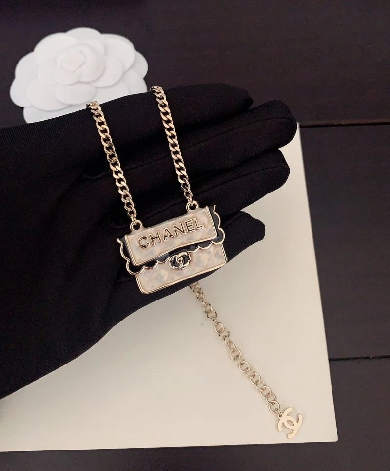 Chanel Necklaces Lightweight 225826