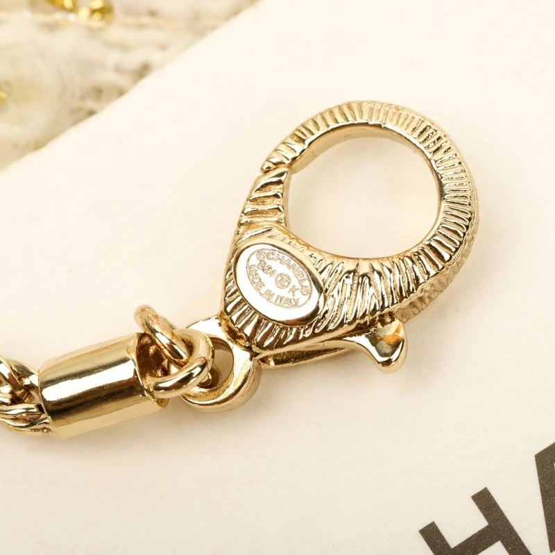 Chanel Necklaces Functional 225785