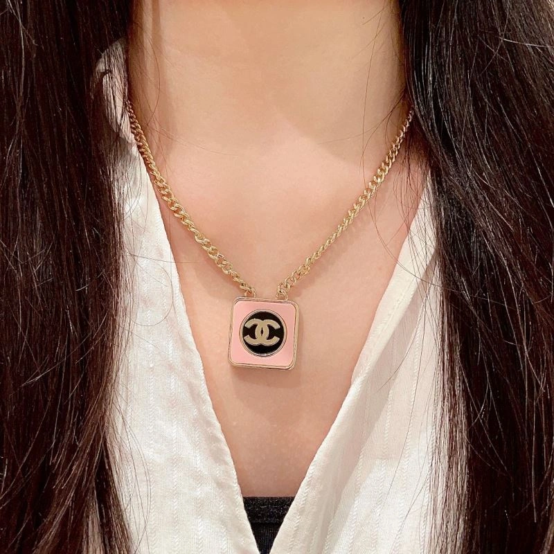 OdorResistant Chanel Necklaces 225769