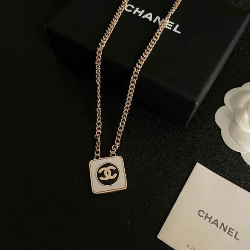 Chanel Necklaces UrbanStyle 225808