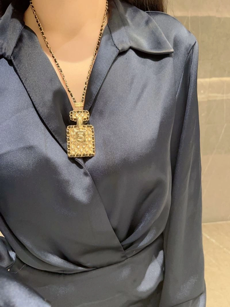 UrbanStyle Chanel Necklaces 225768