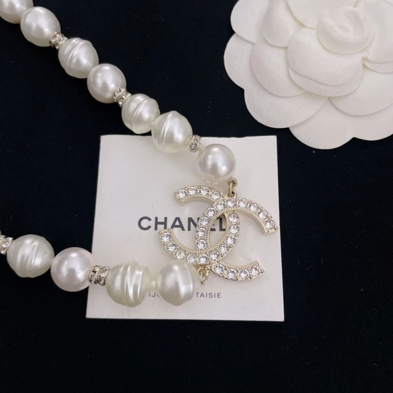 Refined Chanel Necklaces 225759