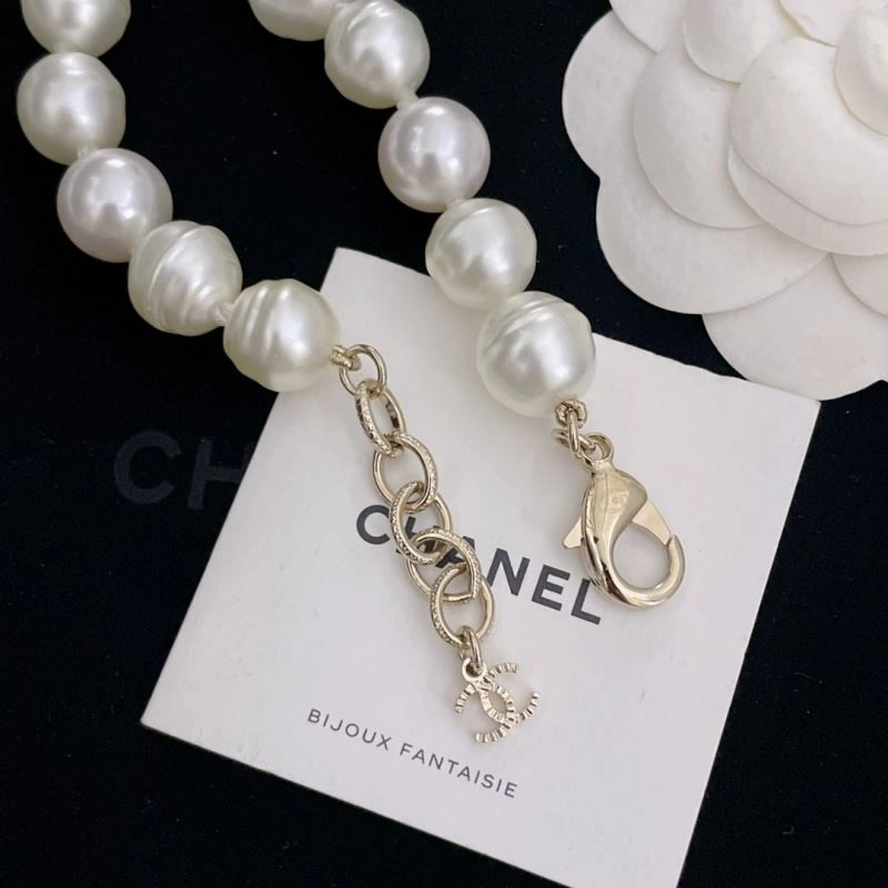 Refined Chanel Necklaces 225759