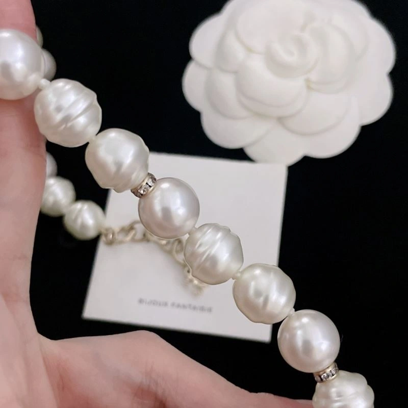 Refined Chanel Necklaces 225759