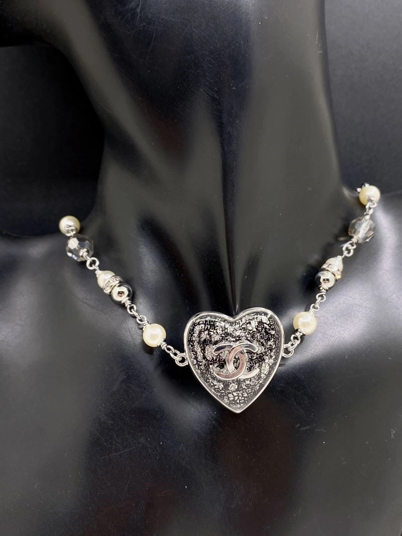 Chanel Necklaces Comfortable 225743