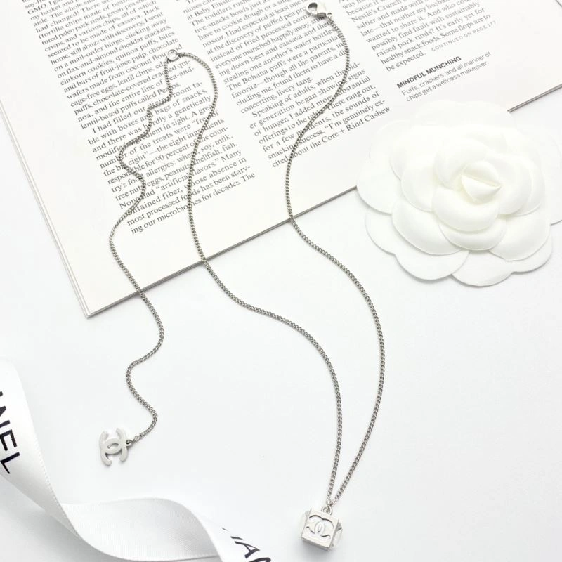 Chanel Necklaces SmoothTexture 225733