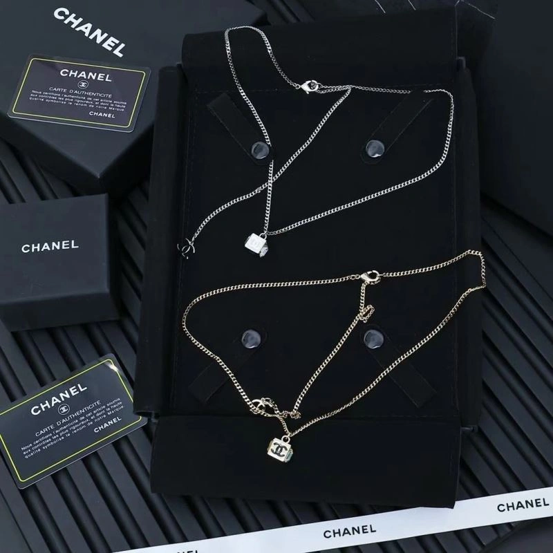 Original Chanel Necklaces 225744