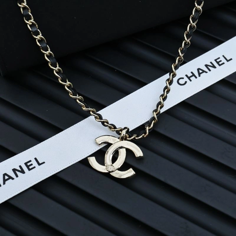 Sporty Chanel Necklaces 225736