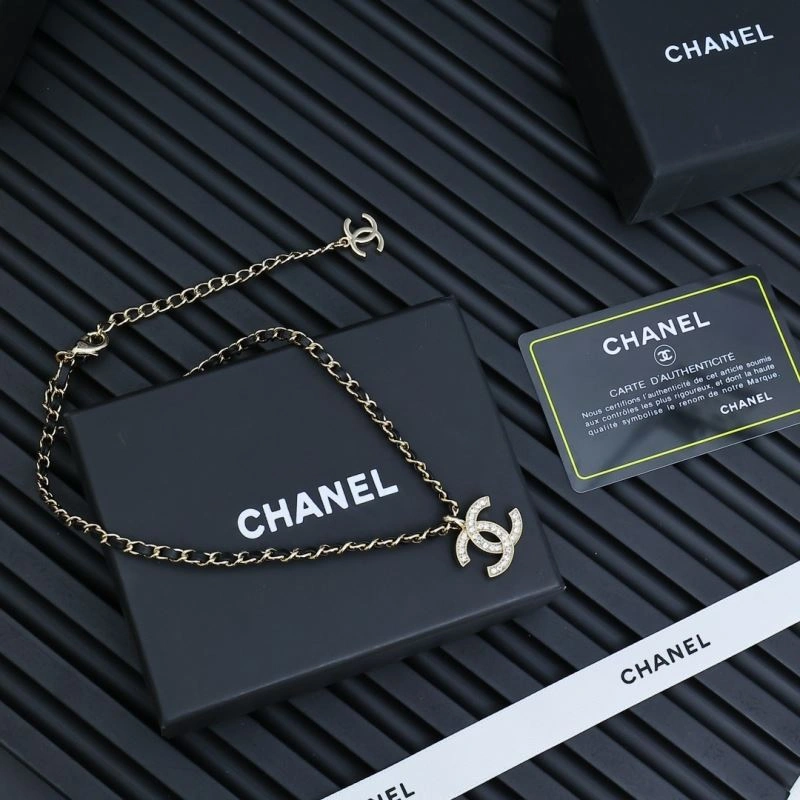 Sporty Chanel Necklaces 225736