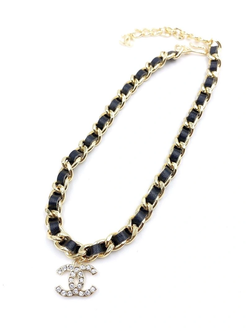 Sophisticated Chanel Necklaces 225722