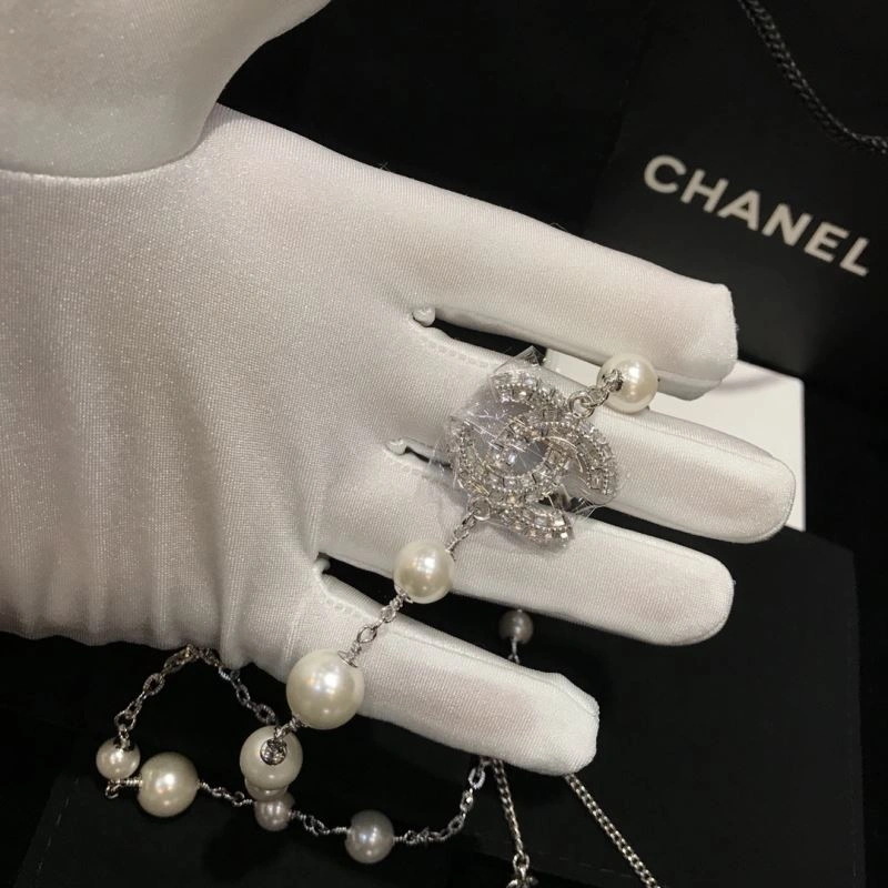 Chanel Necklaces Breathable 225791