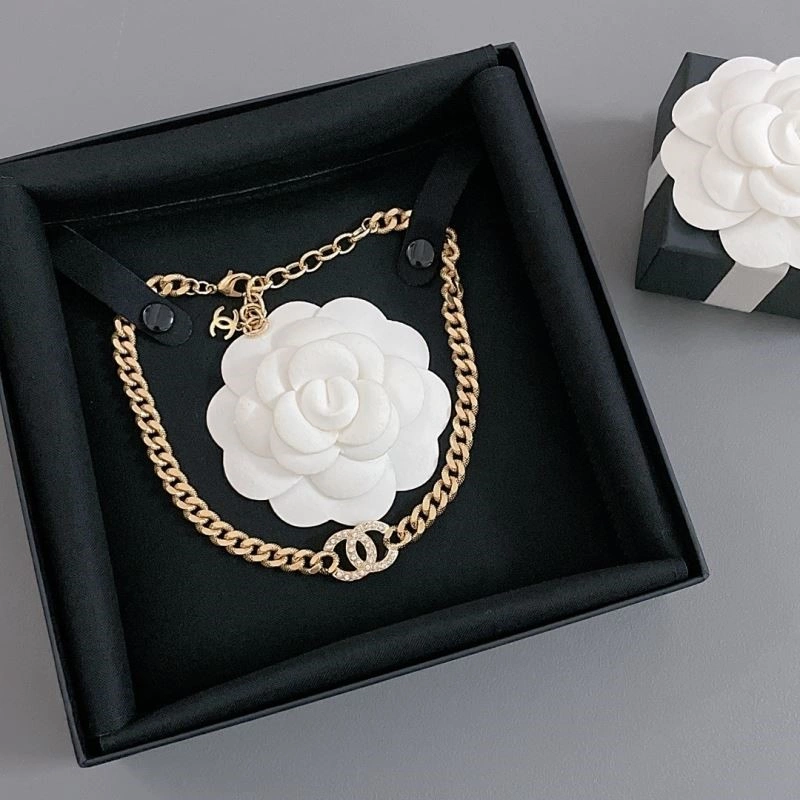 Chanel Necklaces SmoothTexture 224801