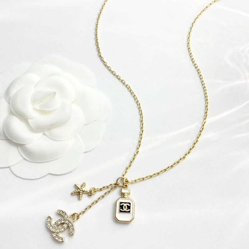 Chanel Necklaces FashionForward 224799