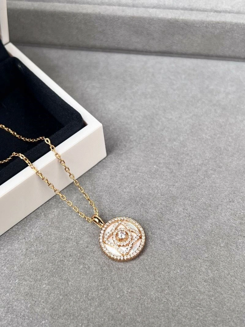 Elegant Chanel Necklaces 224742