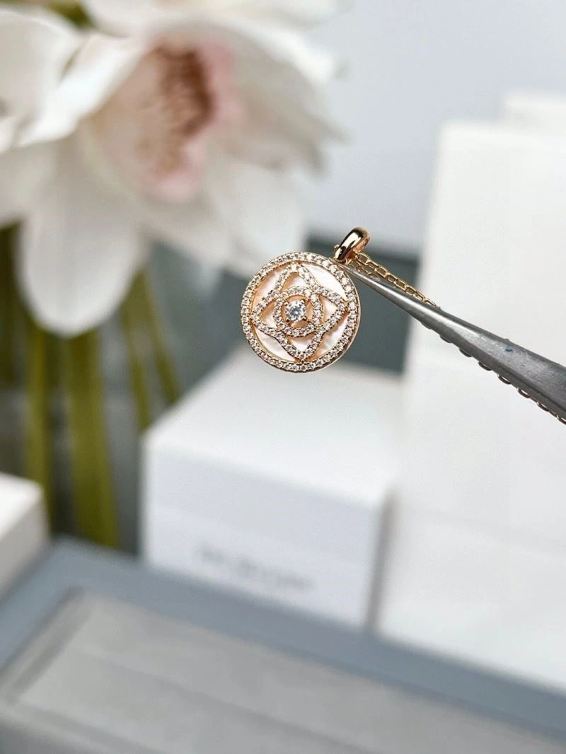 Elegant Chanel Necklaces 224742