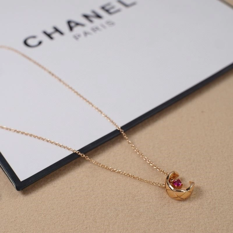 Chanel Necklaces Fashionable 224745