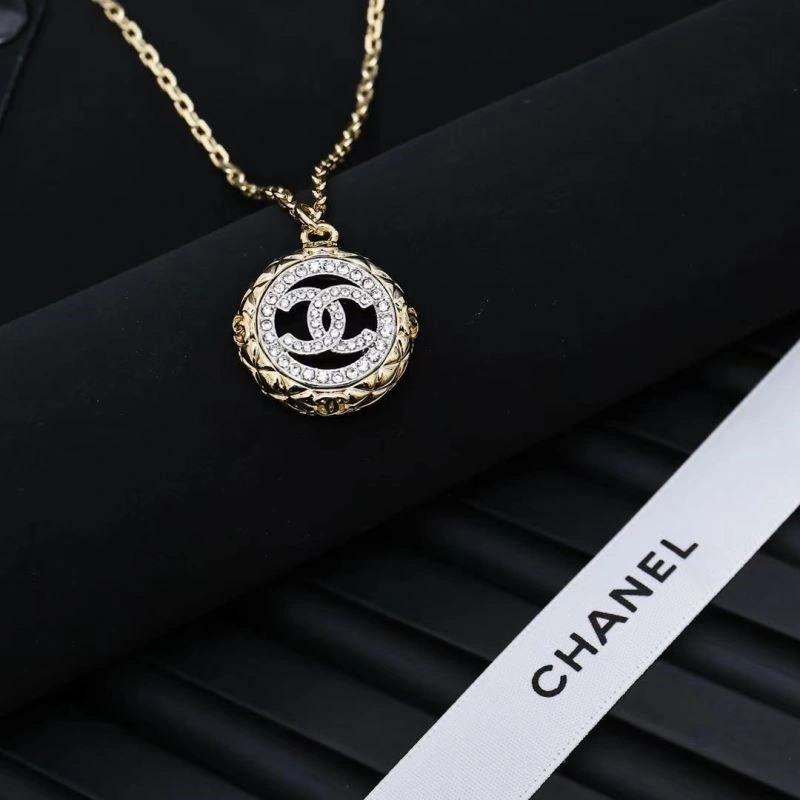 Chanel Necklaces Efficient 224744