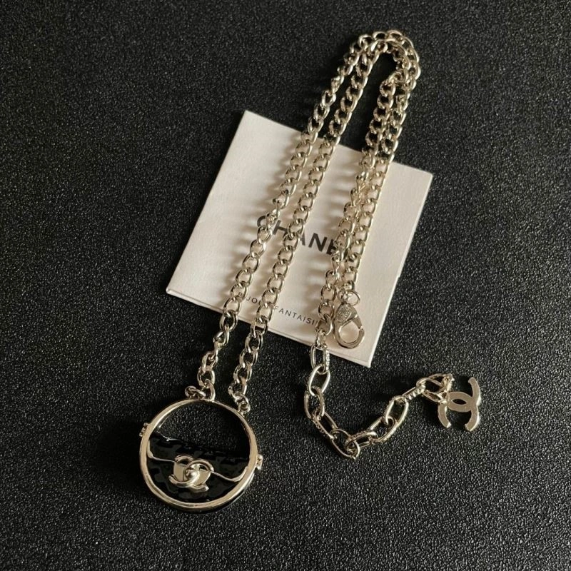 Attractive Chanel Necklaces 224729
