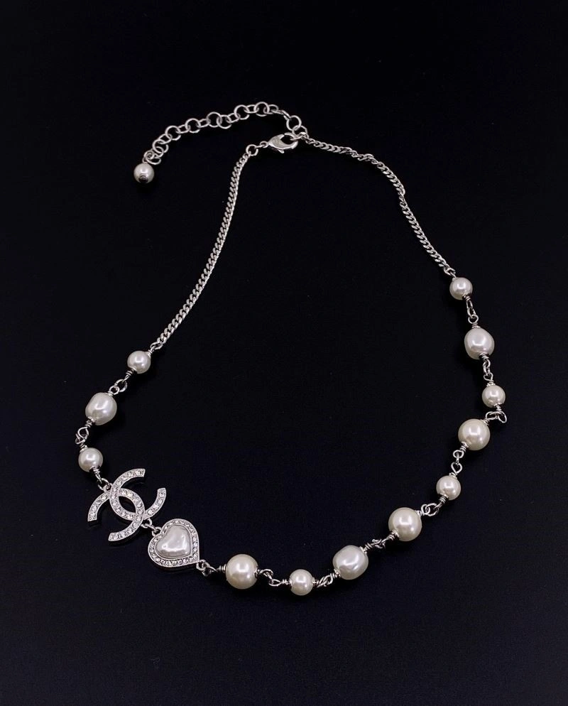 Chanel Necklaces ModernLook 224750
