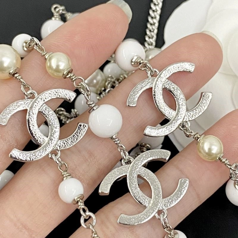 Premium Chanel Necklaces 224712
