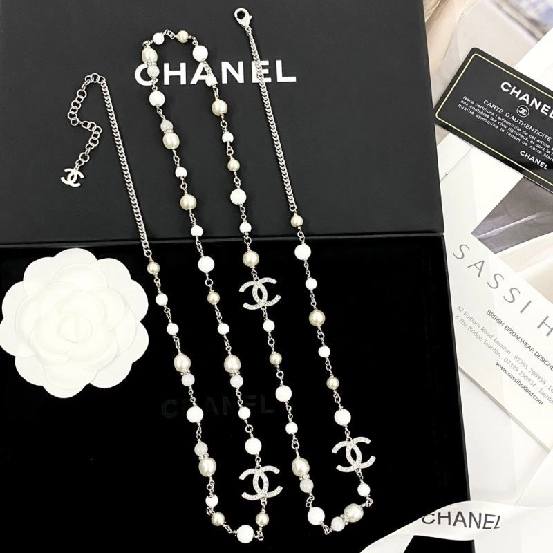 Premium Chanel Necklaces 224712