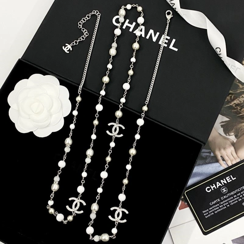 Premium Chanel Necklaces 224712
