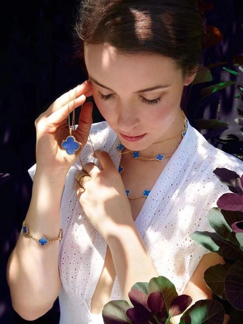 Chanel Necklaces FashionForward 224717