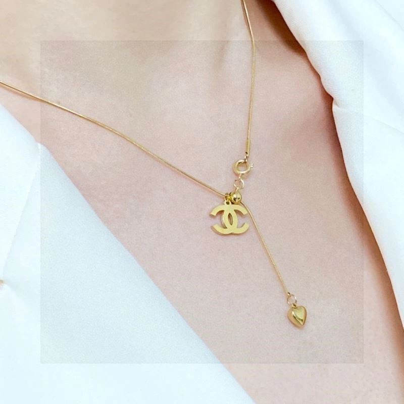 WaterResistant Chanel Necklaces 224690