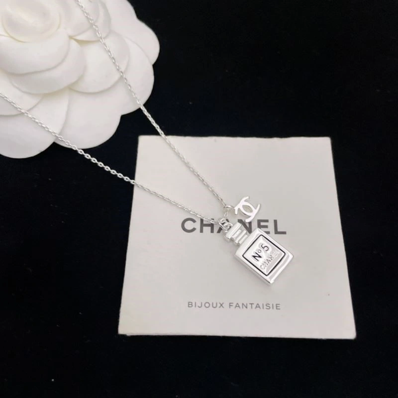 Chanel Necklaces RelaxedFit 224688