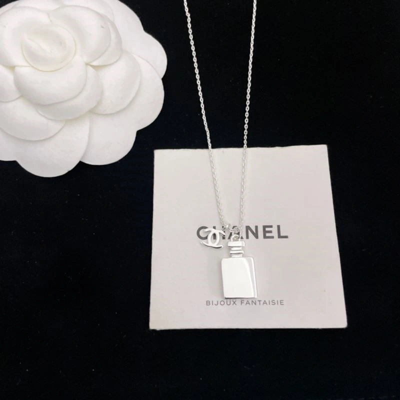 Chanel Necklaces RelaxedFit 224688