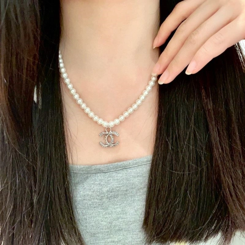 FreshLook Chanel Necklaces 224667
