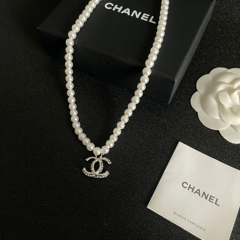 FreshLook Chanel Necklaces 224667