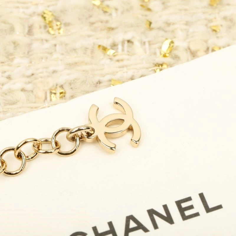 Sophisticated Chanel Necklaces 224660