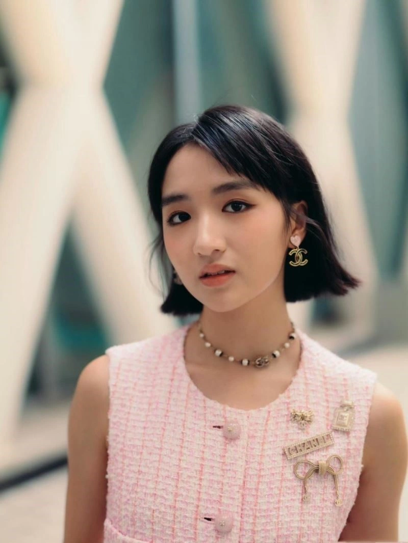 Sophisticated Chanel Necklaces 224660