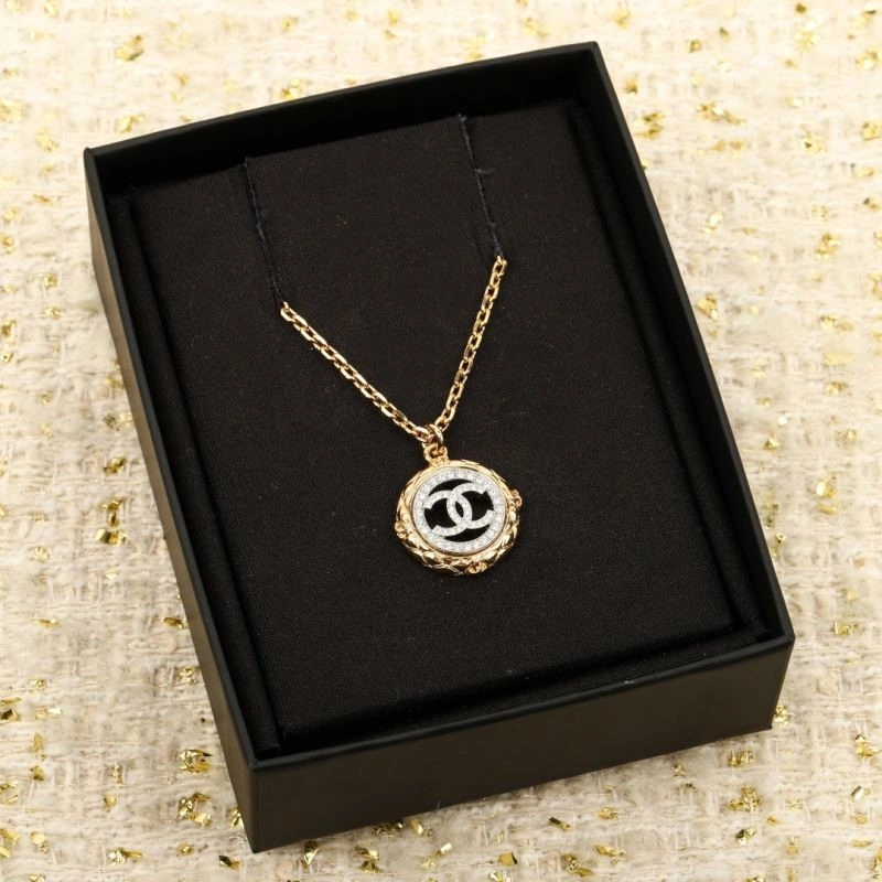 Packable Chanel Necklaces 224726